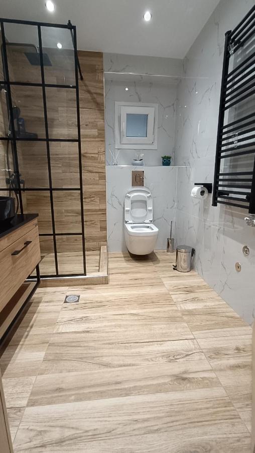Comfort Corner 75M2 100Mbs Tessalónica Exterior foto
